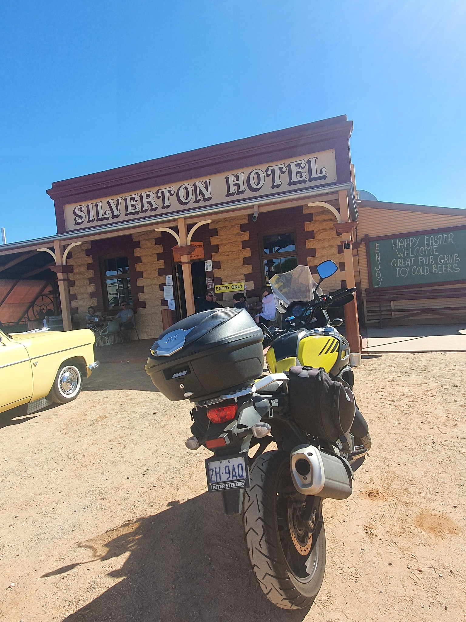 Riding from Melbourne to Broken Hill